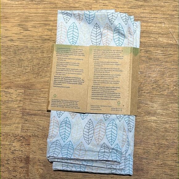 NWT Norwex Napkins Set of 4 Leaves Design - Picture 2 of 5
